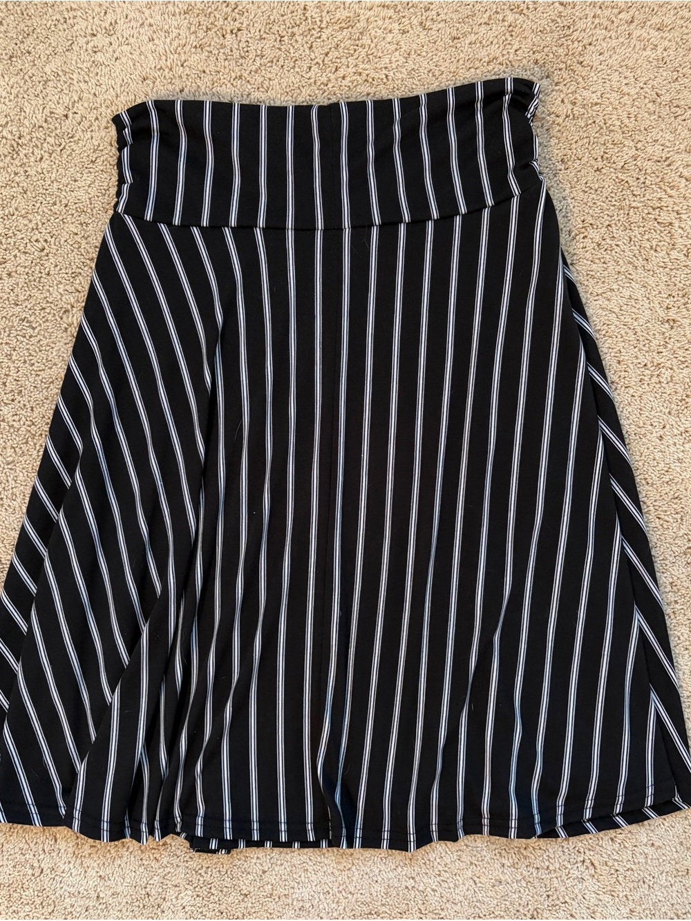 Black and White Vertical Stripe A-Line Skirt size large